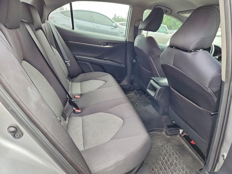 2019 TOYOTA CAMRY LE 10