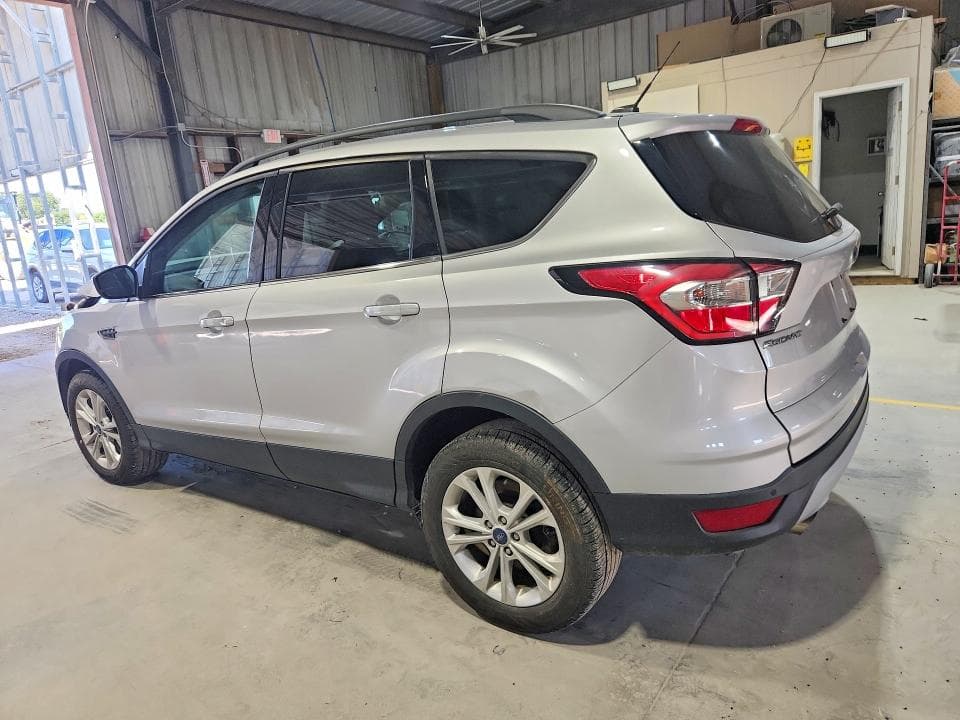 2017 FORD ESCAPE SE 2