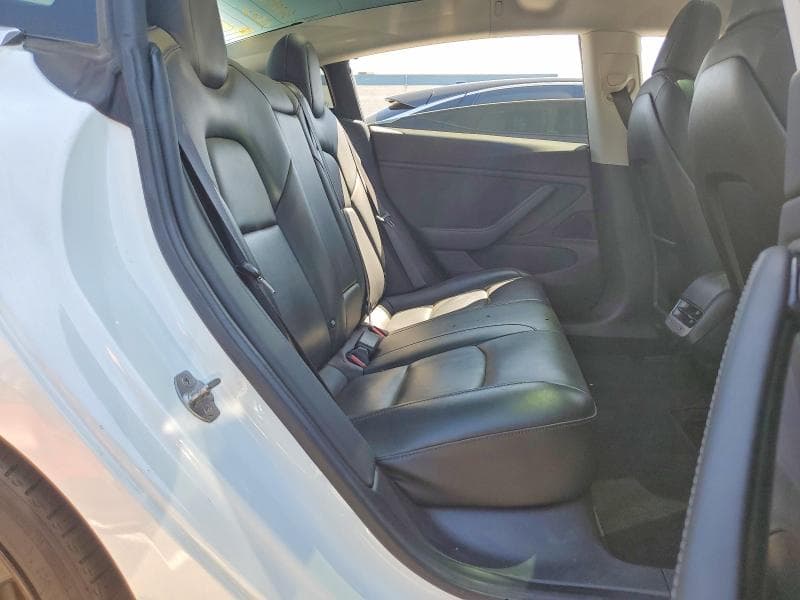 2018 TESLA MODEL 3 10