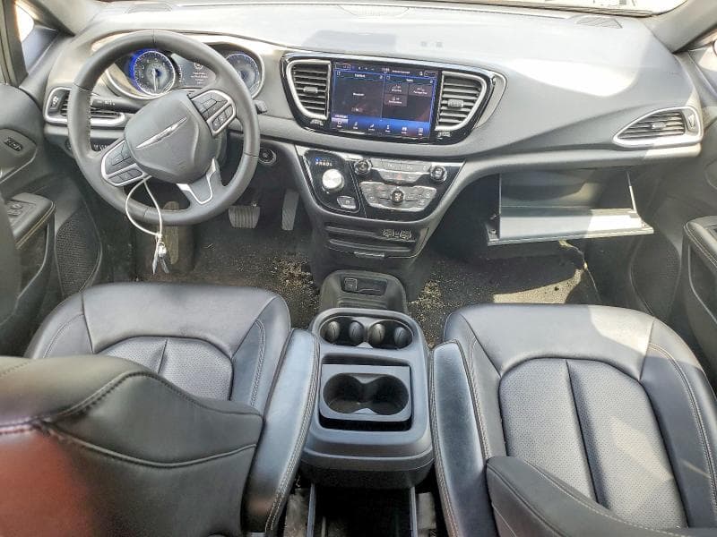 2025 CHRYSLER PACIFICA SELECT 8
