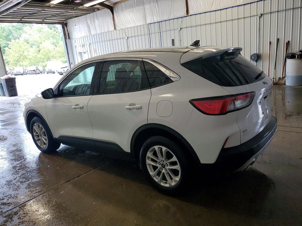 2020 FORD ESCAPE SE 2
