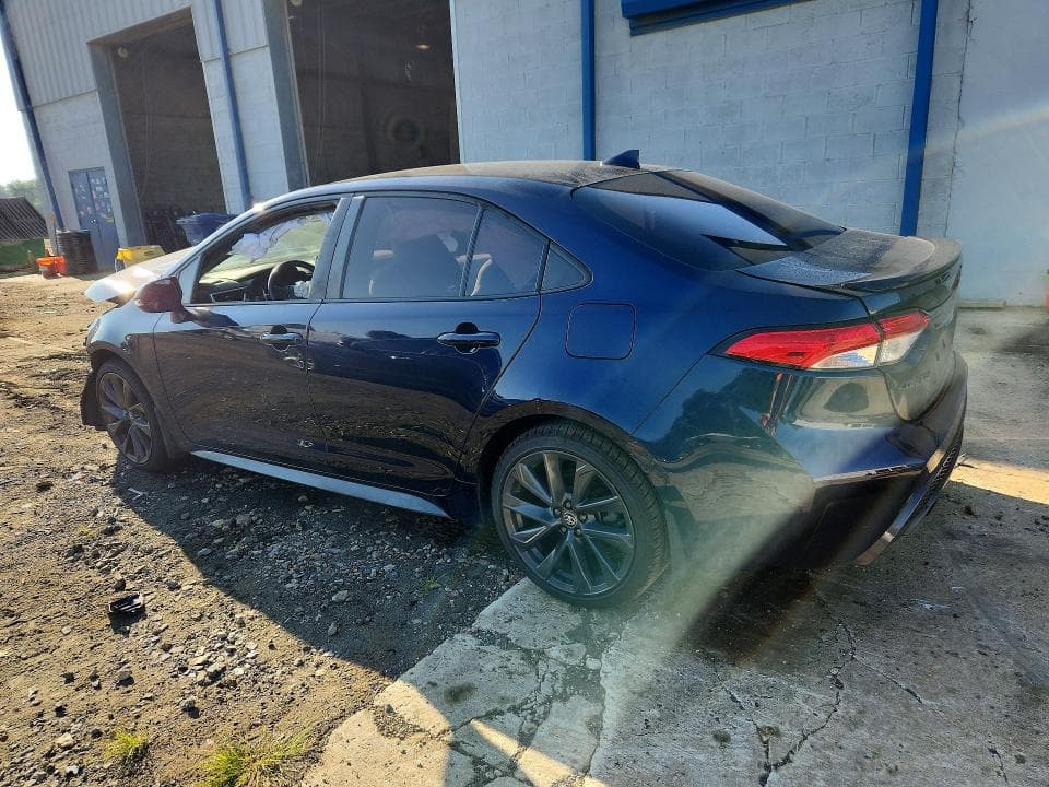 2021 TOYOTA COROLLA SE 2