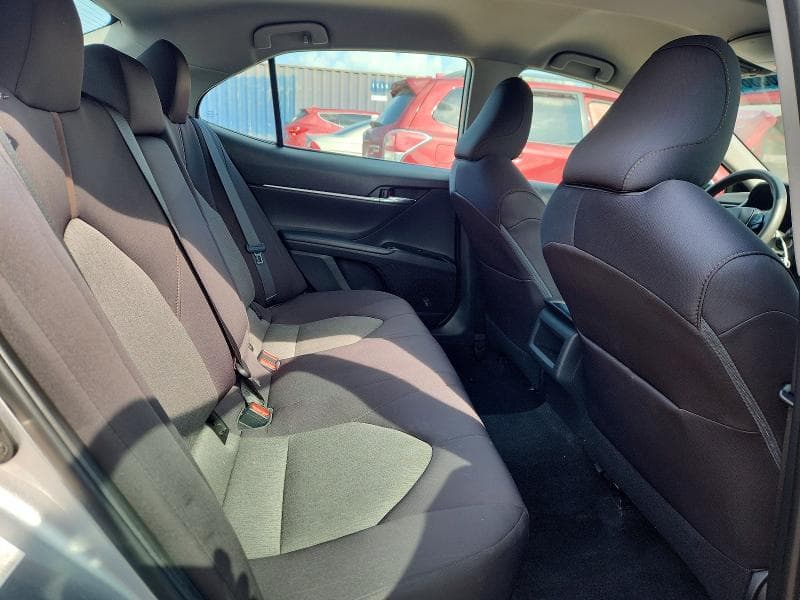 2019 TOYOTA CAMRY LE 10