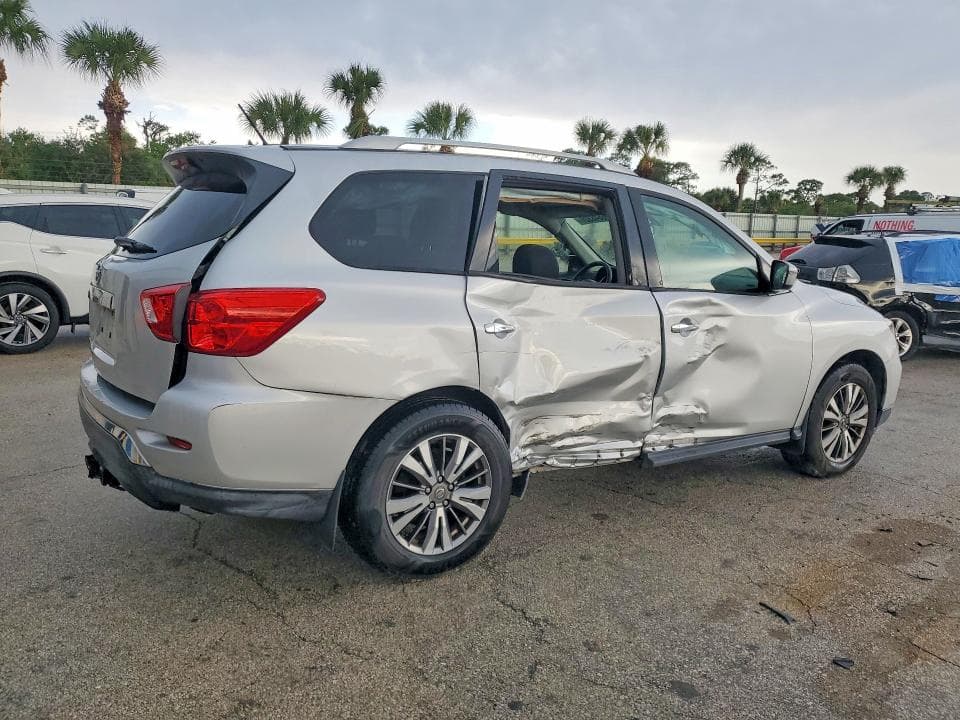 2018 NISSAN PATHFINDER S 3