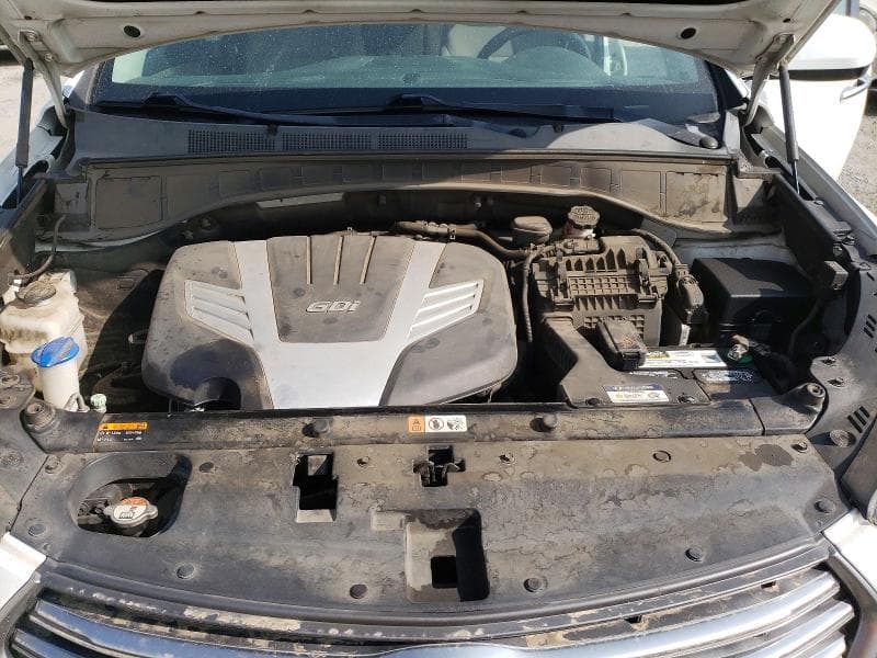 2018 HYUNDAI SANTA FE SE 11