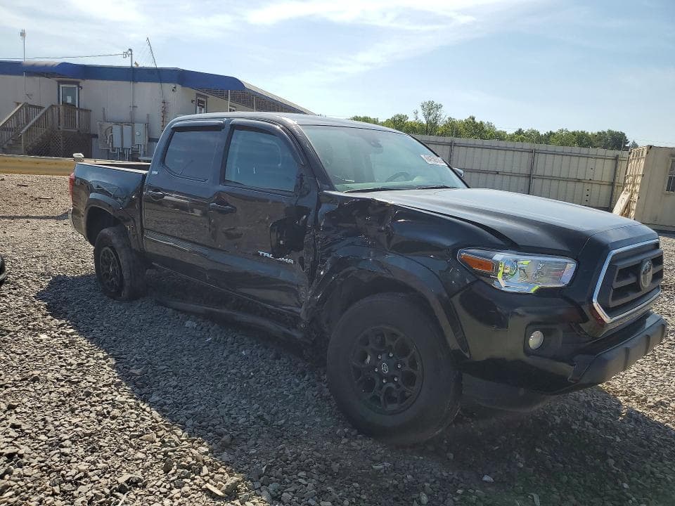 2022 TOYOTA TACOMA SR5 V6 4