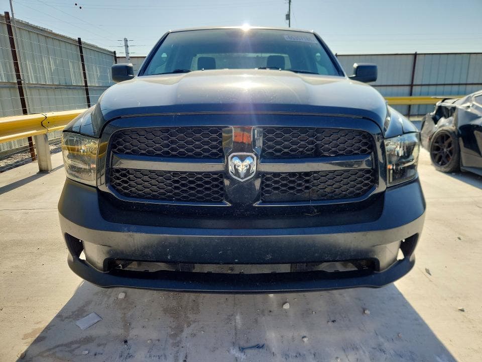 2017 RAM 1500 ST 5
