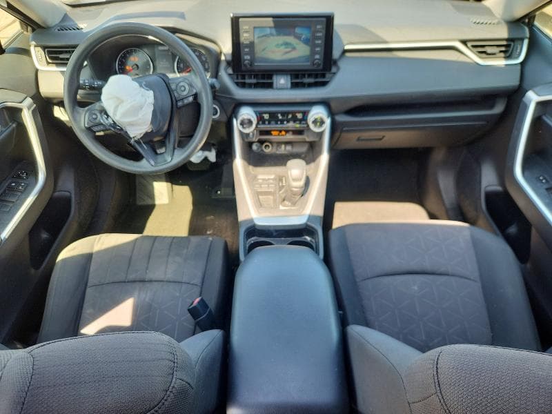 2019 TOYOTA RAV4 XLE 8