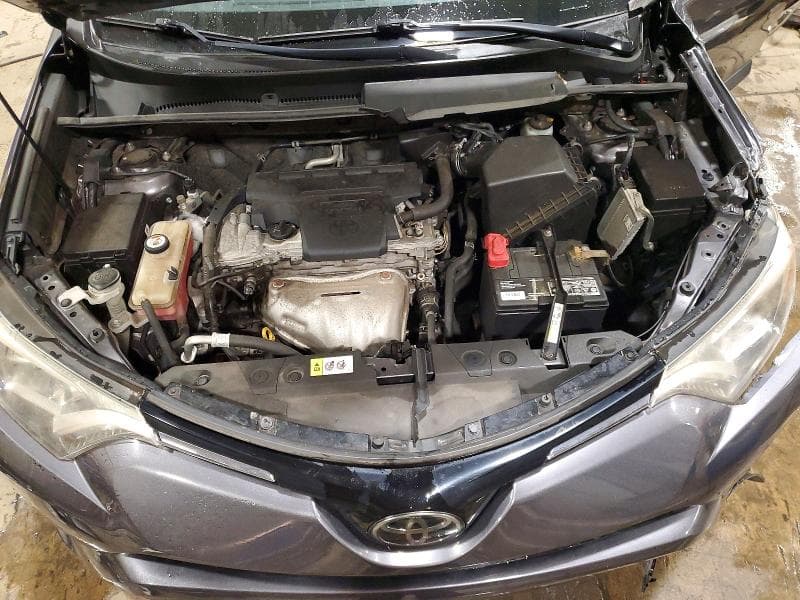 2017 TOYOTA RAV4 XLE 12