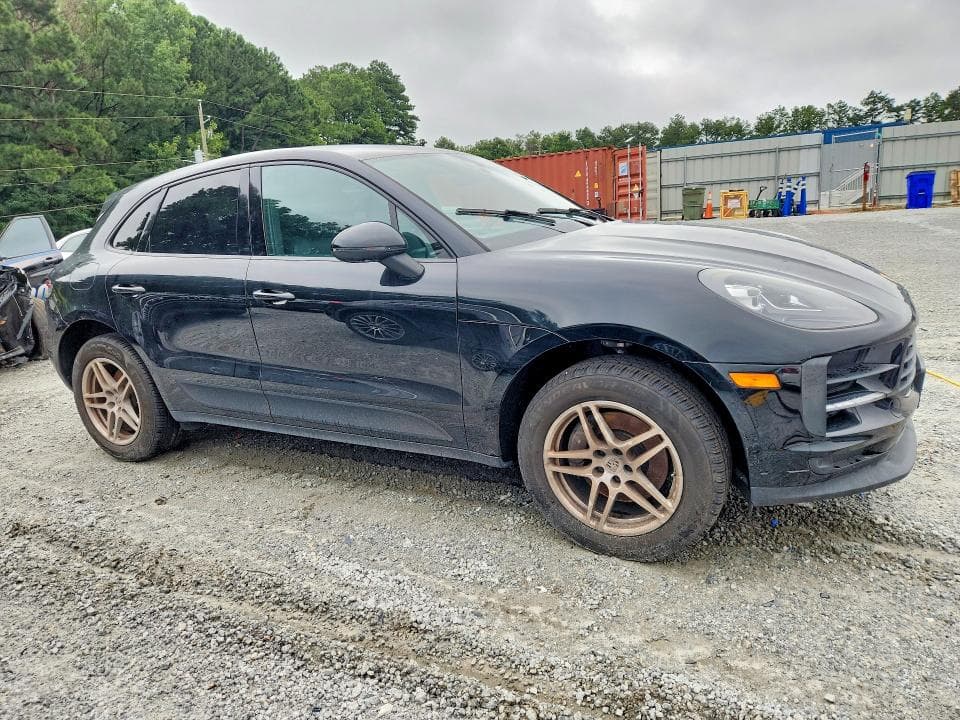 2020 PORSCHE MACAN 4