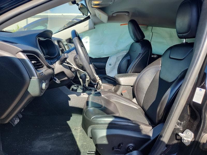 2019 JEEP CHEROKEE LATITUDE PLUS 7