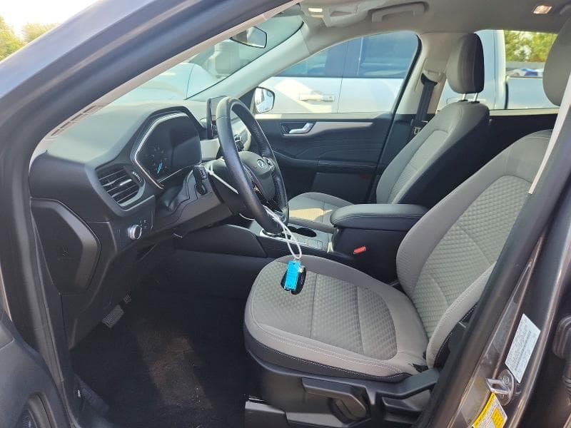 2021 FORD ESCAPE SE 7