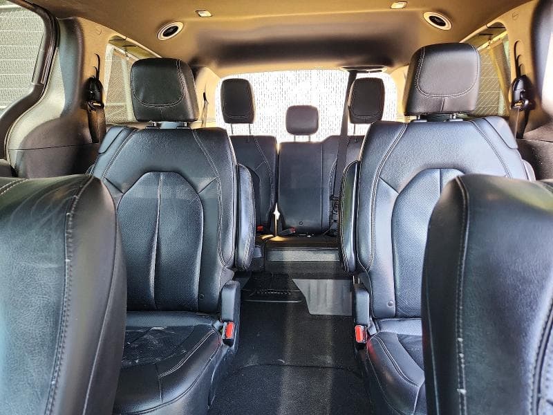 2019 CHRYSLER PACIFICA TOURING L 10