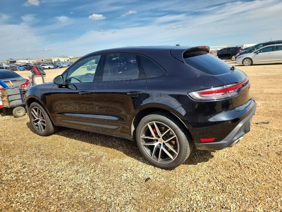 2025 PORSCHE MACAN S 2