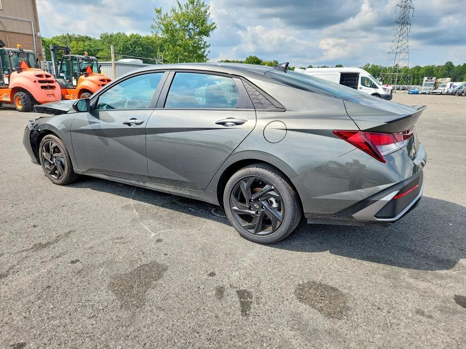 2026 HYUNDAI ELANTRA SEL SPORT 2