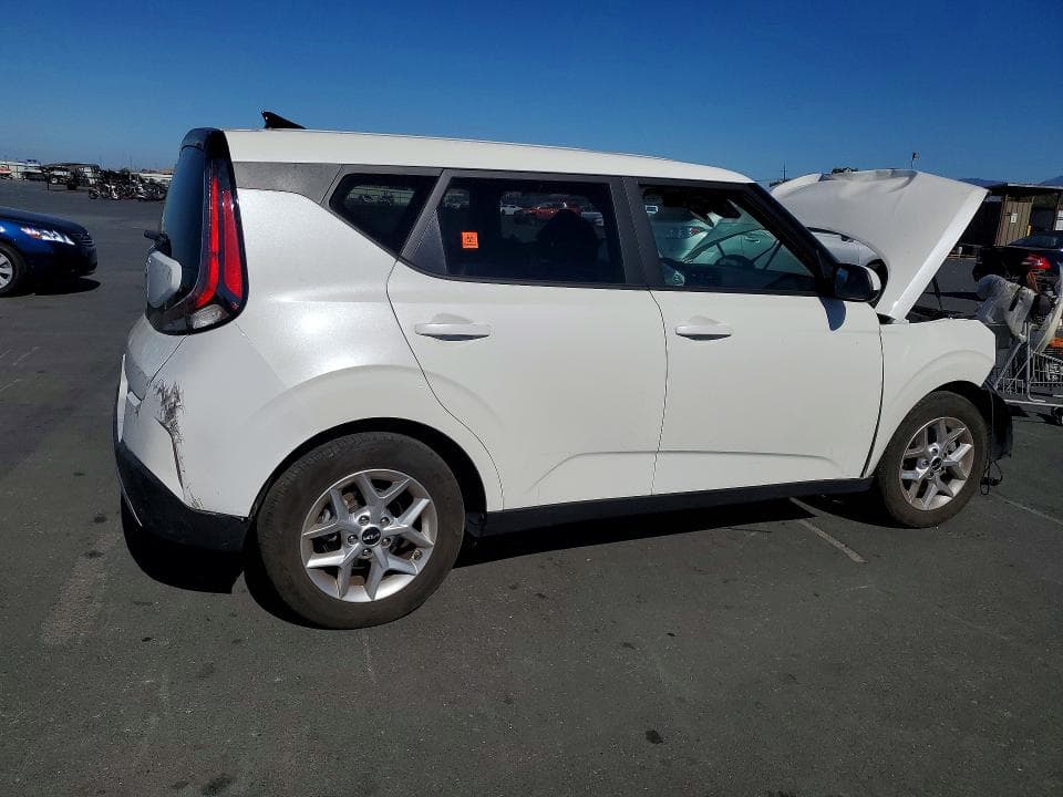 2024 KIA SOUL LX 3