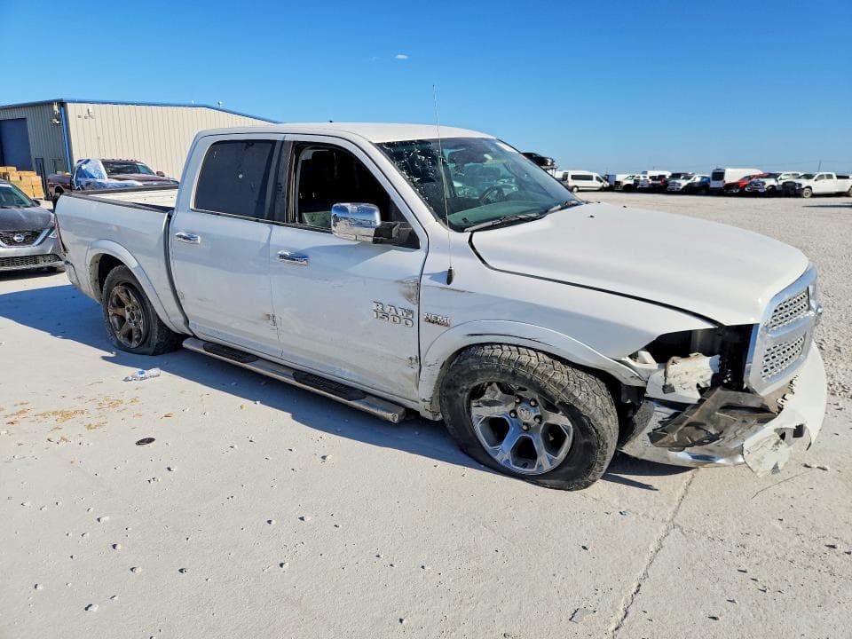 2018 RAM 1500 LARAMIE 4