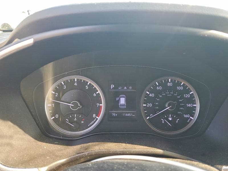 2019 HYUNDAI SANTA FE SE 9