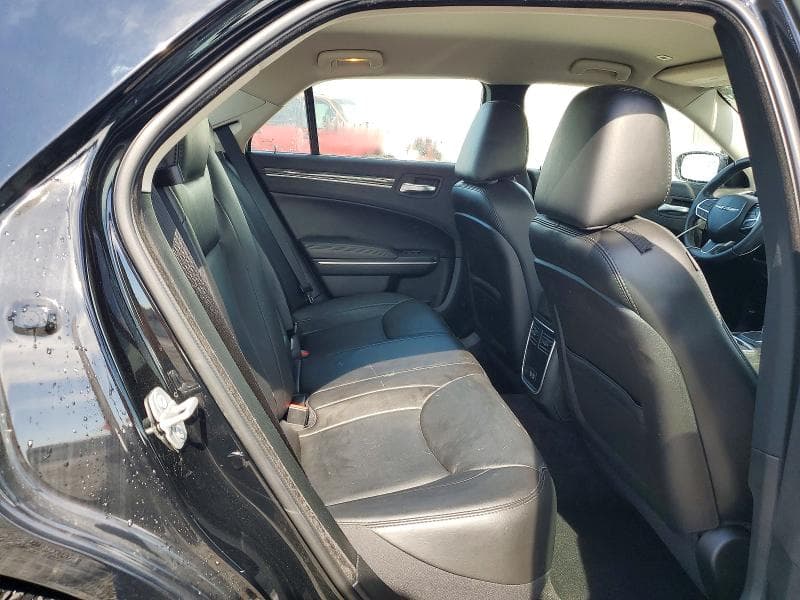 2019 CHRYSLER 300 TOURING 10