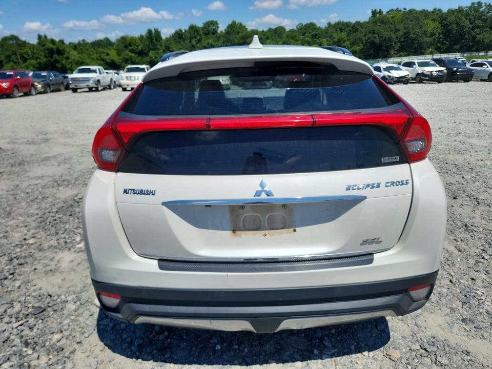 2018 MITSUBISHI ECLIPSE CROSS SE 6