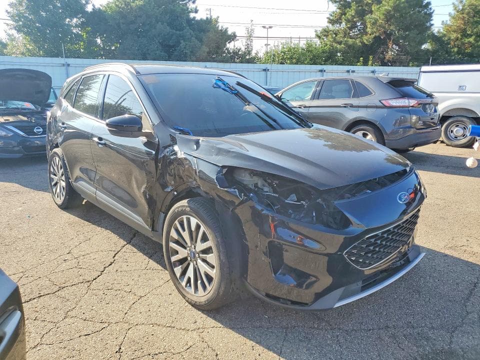 2020 FORD ESCAPE TITANIUM 4