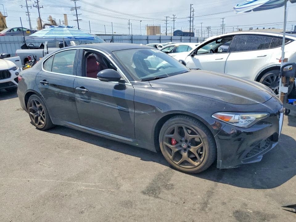 2019 ALFA ROMEO GIULIA 4
