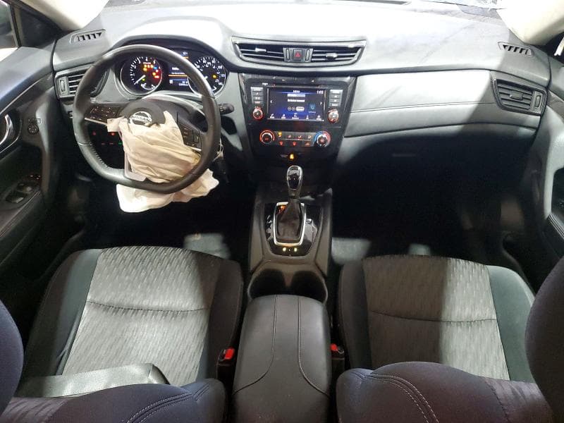 2019 NISSAN ROGUE S 8