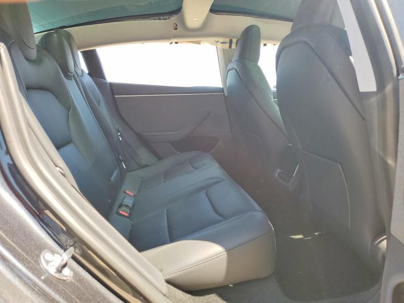 2025 TESLA MODEL 3 10
