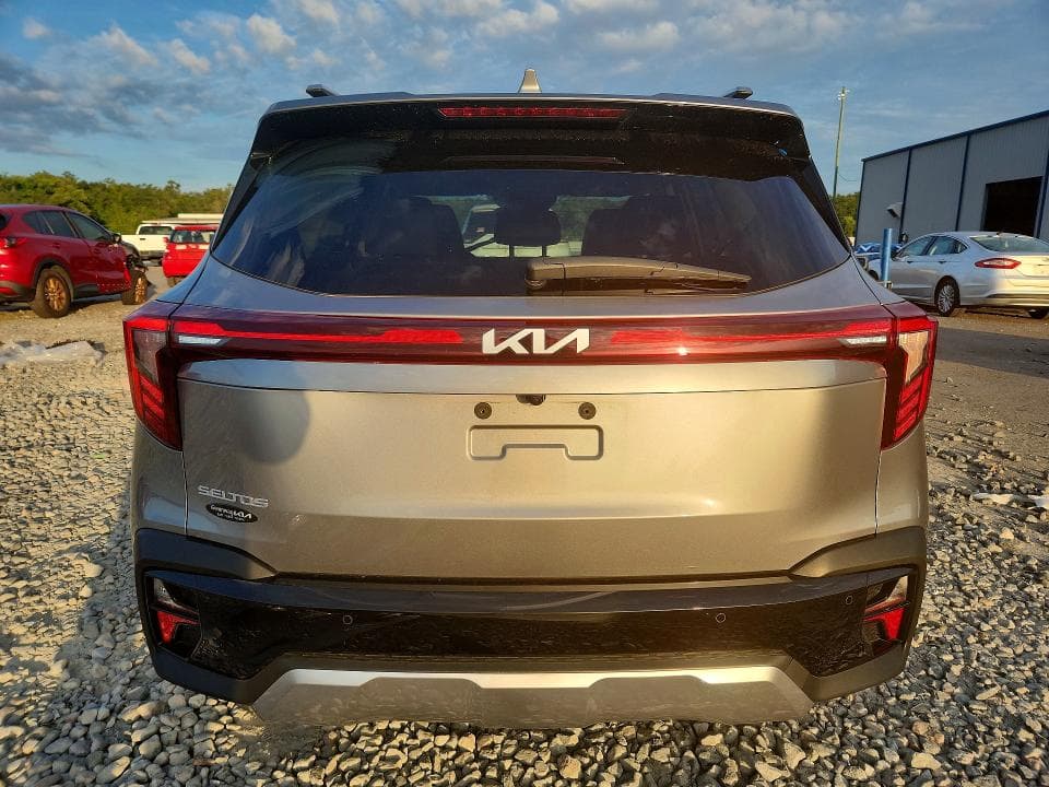 2025 KIA SELTOS EX 6