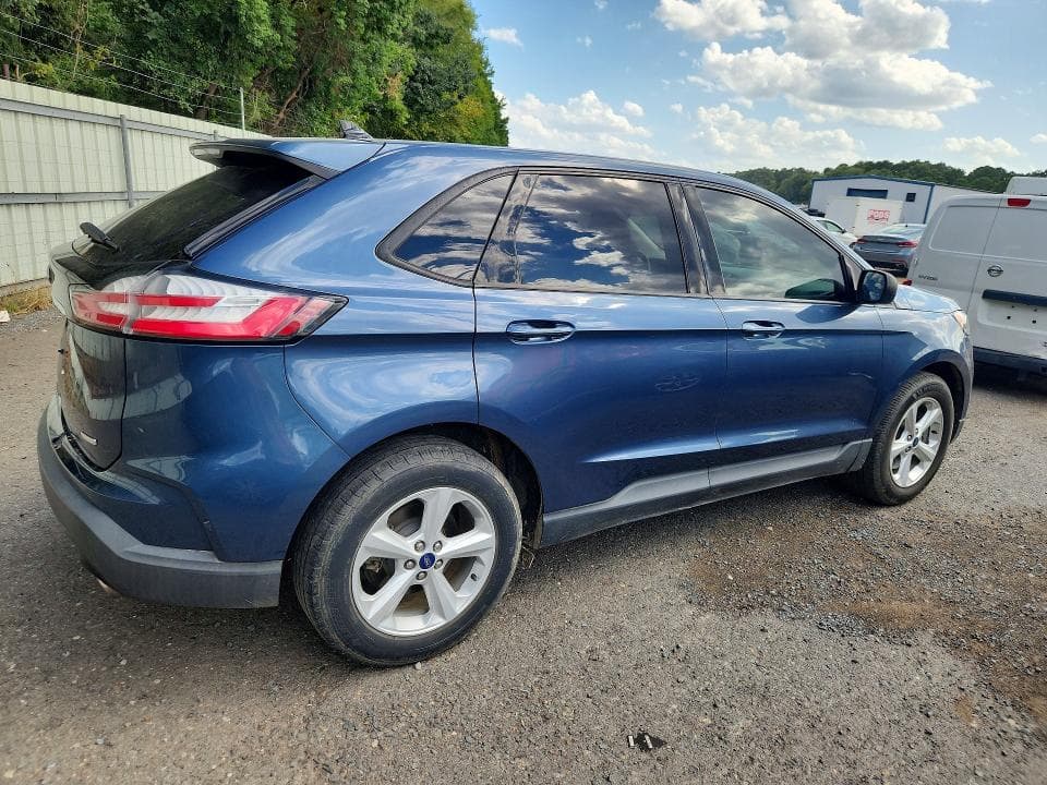 2019 FORD EDGE SE 3