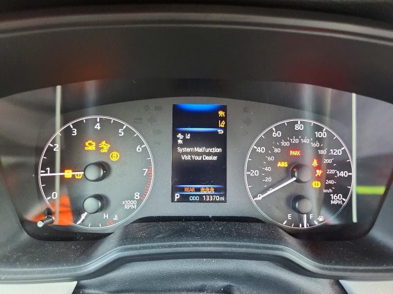 2025 TOYOTA COROLLA CROSS L 9