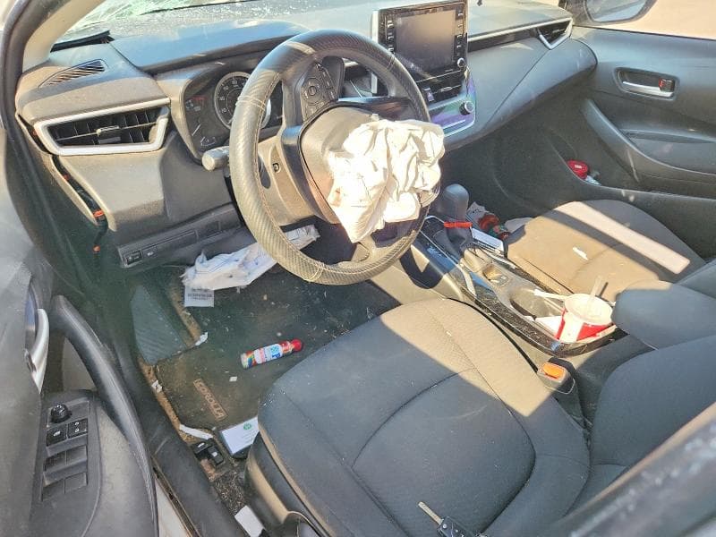 2021 TOYOTA COROLLA LE 8