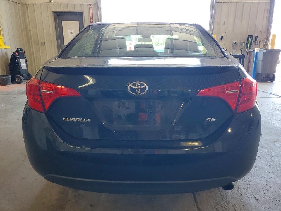 2017 TOYOTA COROLLA SE 6
