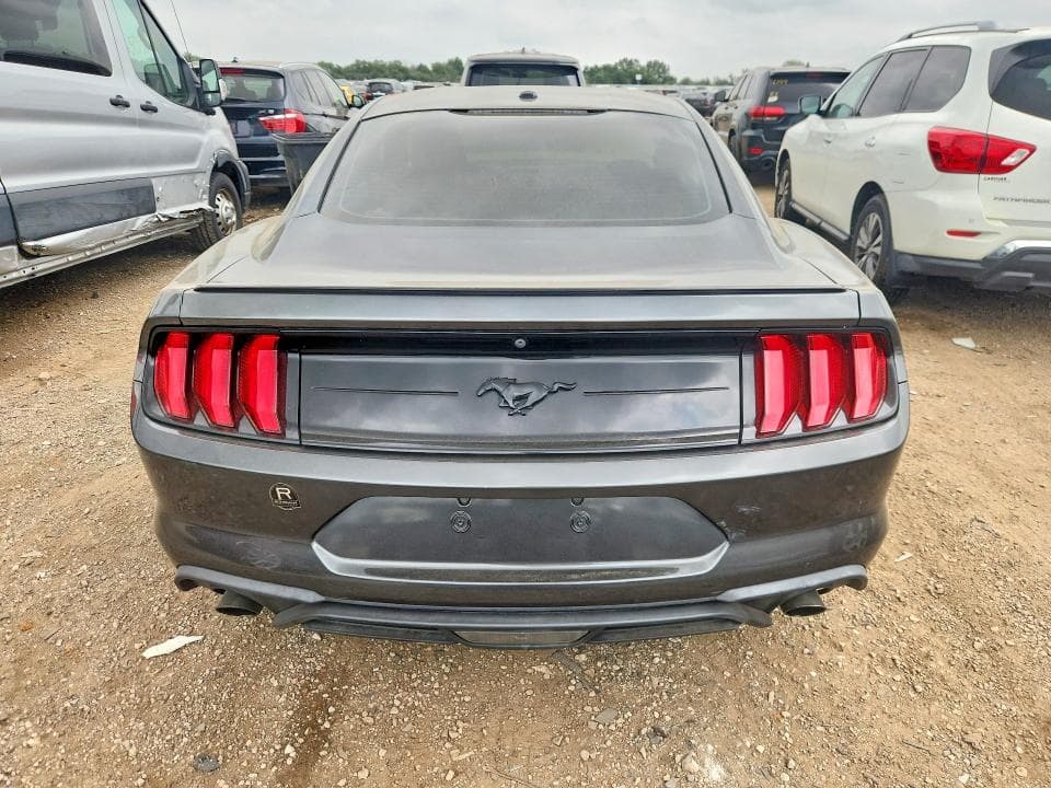 2019 FORD MUSTANG 6