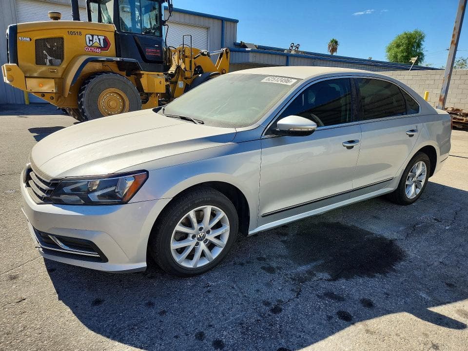 2017 VOLKSWAGEN PASSAT S - 1