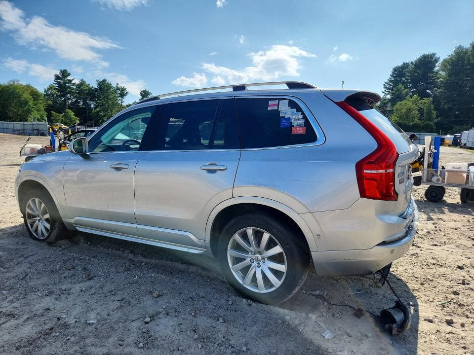2018 VOLVO XC90 T6 2