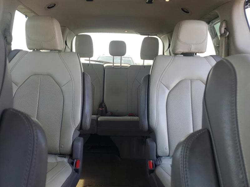 2019 CHRYSLER PACIFICA TOURING L 10