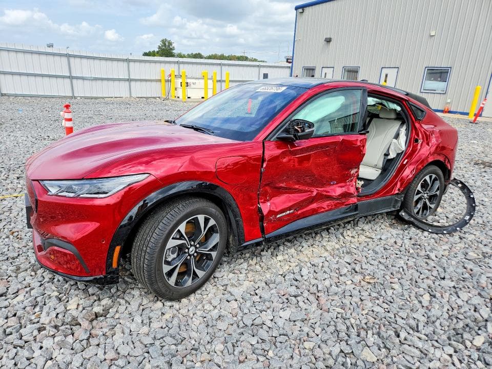 2021 FORD MUSTANG MACH-E PREMIUM - 1