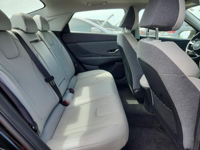 2023 HYUNDAI ELANTRA LIMITED 10
