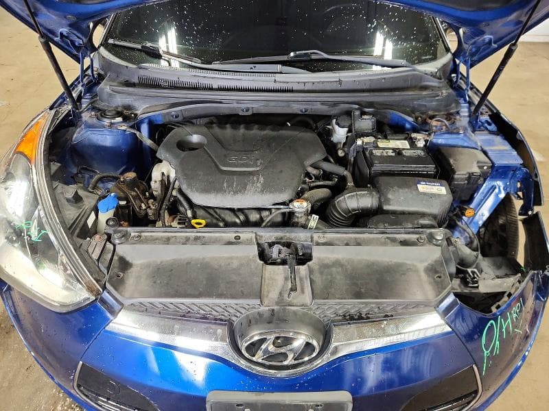 2017 HYUNDAI VELOSTER VALUE EDITION 11