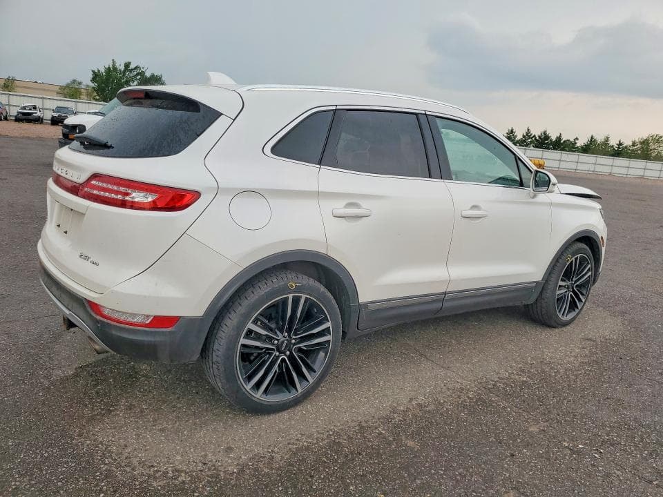 2017 LINCOLN MKC RESERVE 3