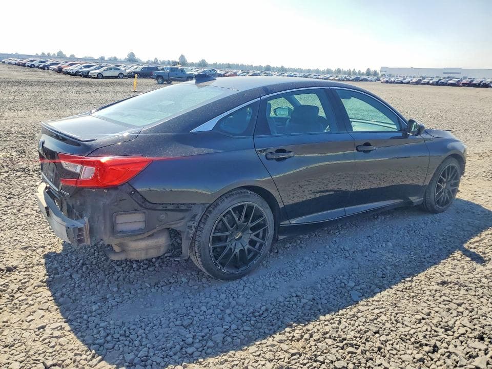 2019 HONDA ACCORD SPORT 3