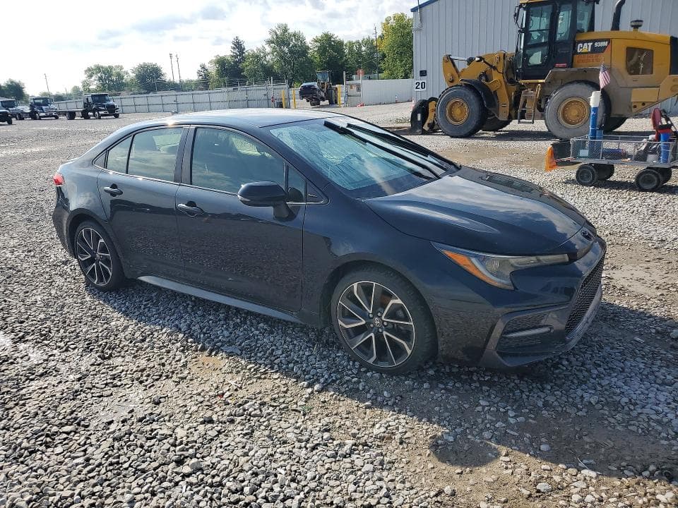 2021 TOYOTA COROLLA SE 4