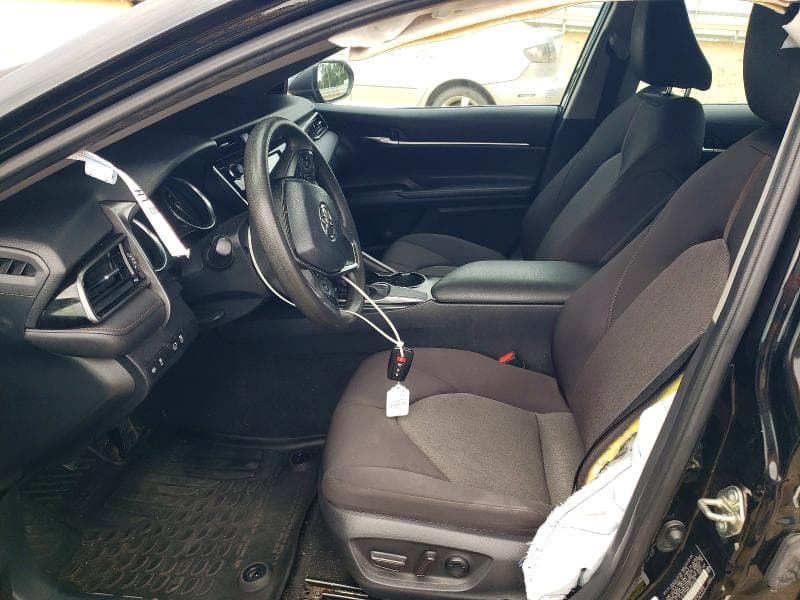 2020 TOYOTA CAMRY LE 7