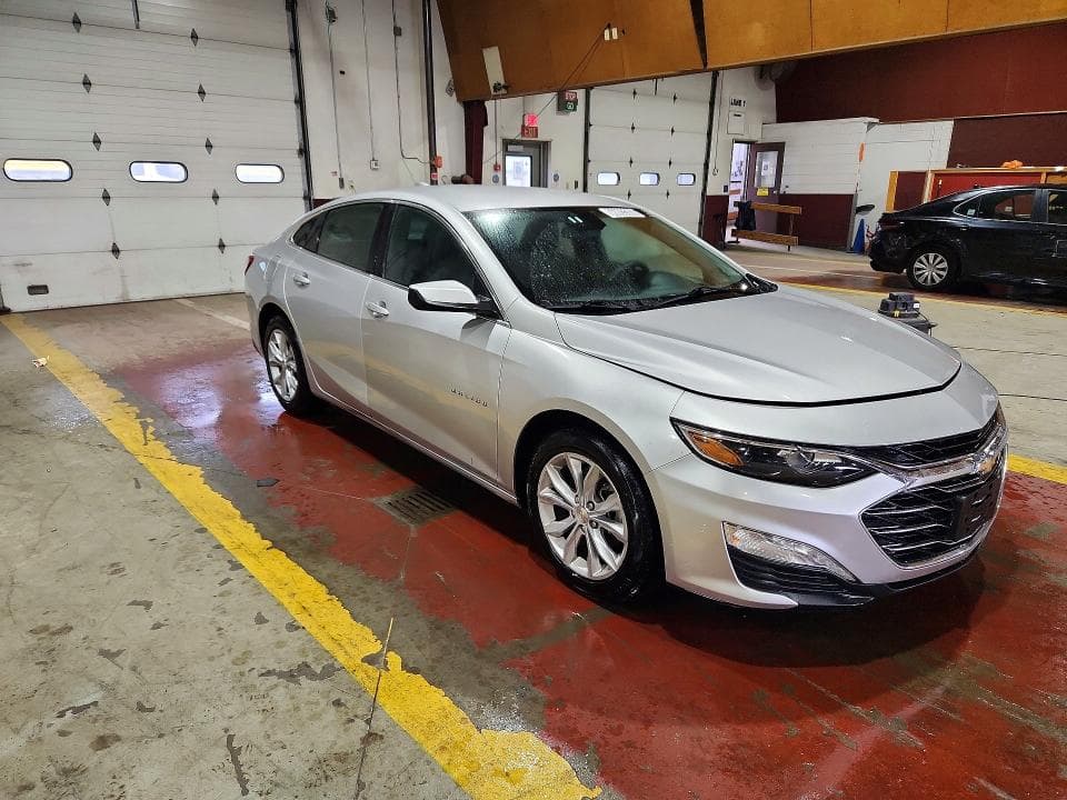 2022 CHEVROLET MALIBU LT 4