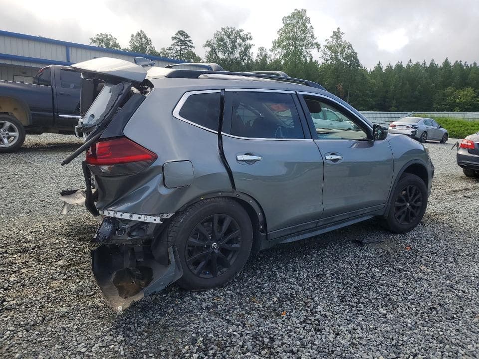 2018 NISSAN ROGUE SV 3