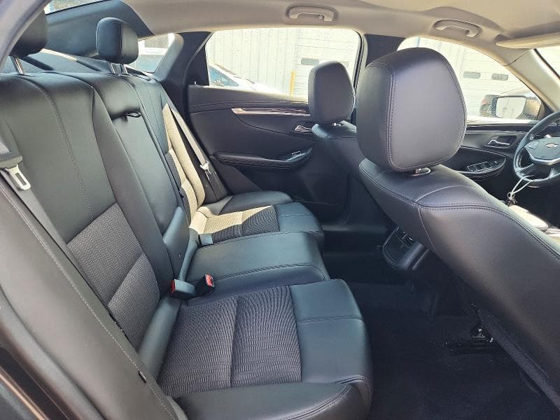 2019 CHEVROLET IMPALA LT 10
