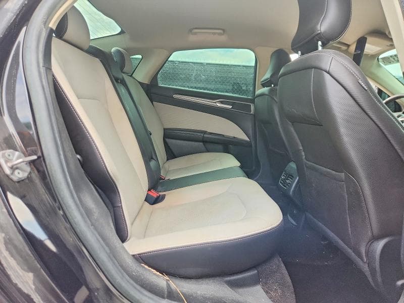 2019 FORD FUSION SE 10