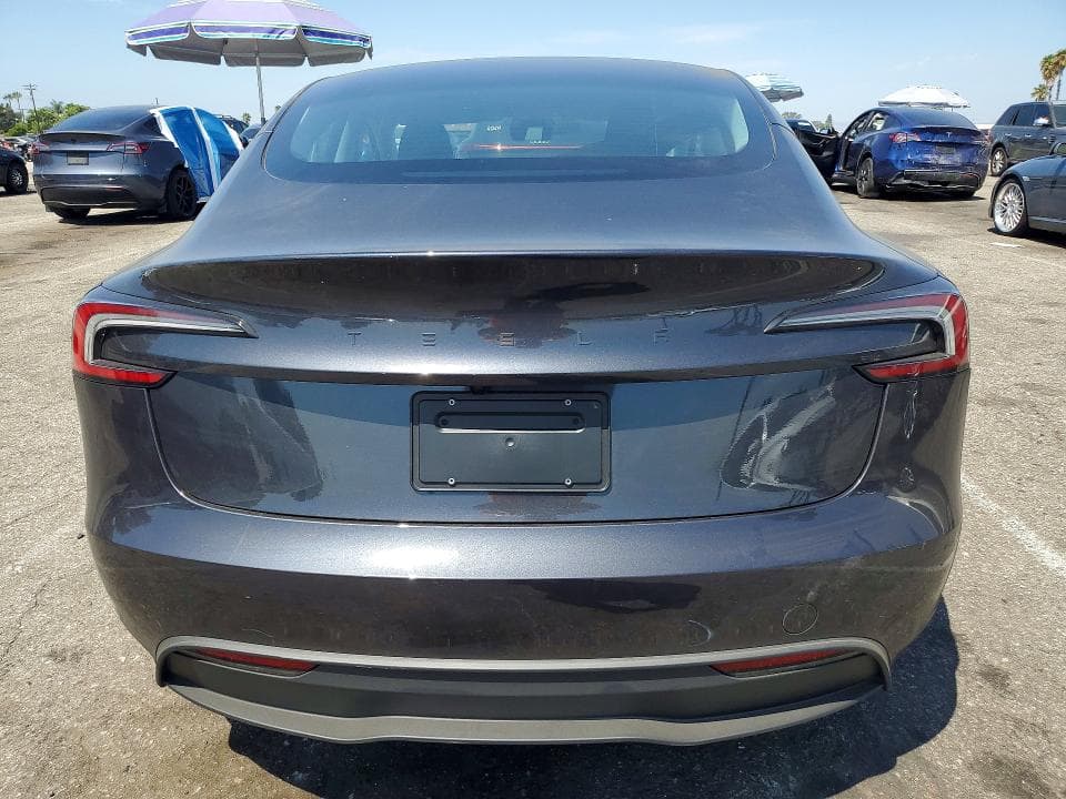 2026 TESLA MODEL 3 6