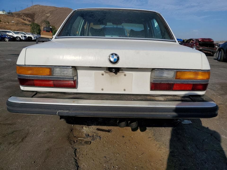 1984 BMW 528 E AUTOMATIC 6